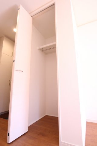 ワコーレヴィアーノ垂水王居殿の収納