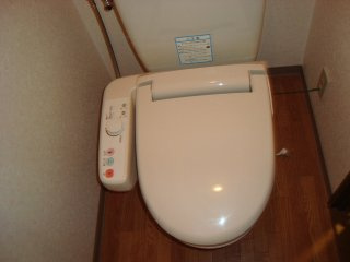 【トイレ】 | プロニティハイム | シャワー付トイレ（イメージ）