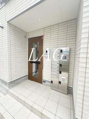 【エントランス】 | リブリ・A・R・H | エントランスです。