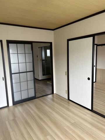 メゾンジュネの洋室