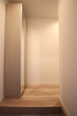 【玄関】 | MAISONLUNA
