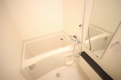 【浴室】 | アドバンス大阪セレーノ | コンパクトで使いやすいお風呂です