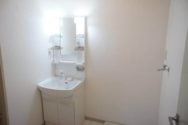 グリーンパーク春日の洗面所|洗面