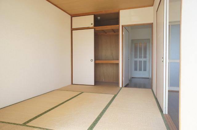 グリーンパーク春日の内装|和室