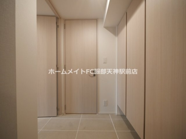 ザ・パークハビオ谷町六丁目クロスの玄関
