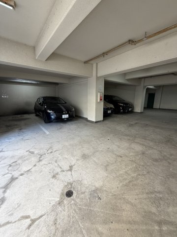 ハイツ菊水の駐車場
