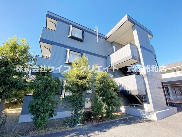 グローリアスハイツ