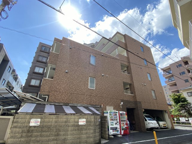 アゼリア府中の外観