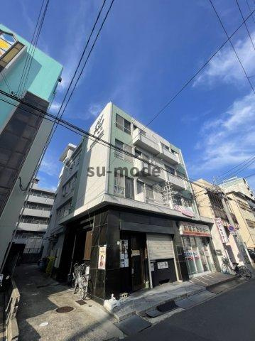 ナンノ第13号館の外観