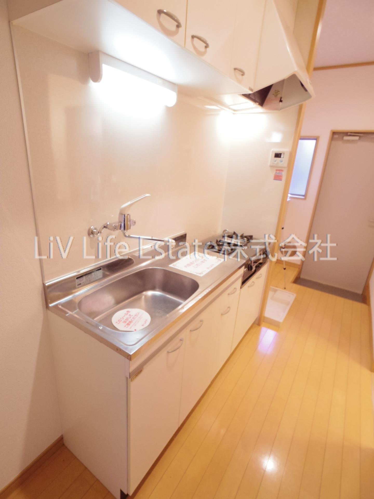 東村山市久米川町３丁目のアパートのキッチン
