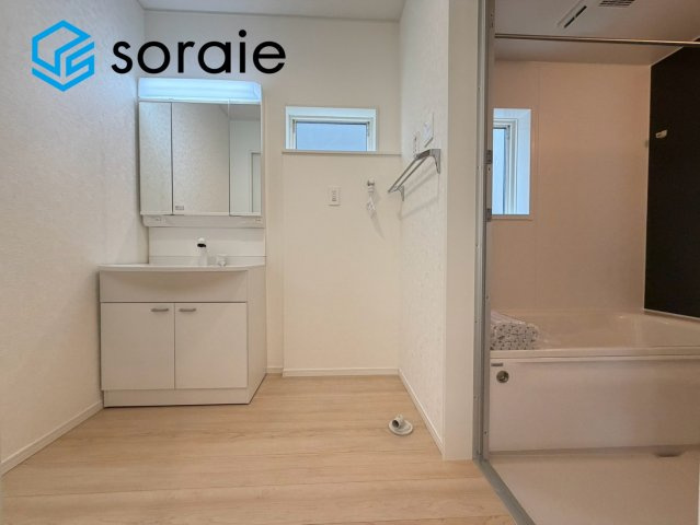 飯能市青木第5　全8棟　新築戸建　クレイドルガーデンの脱衣所|8/4　撮影