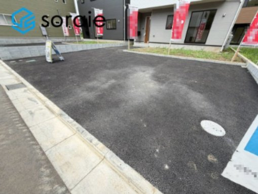 飯能市青木第5　全8棟　新築戸建　クレイドルガーデンの駐車場|8/4　撮影
