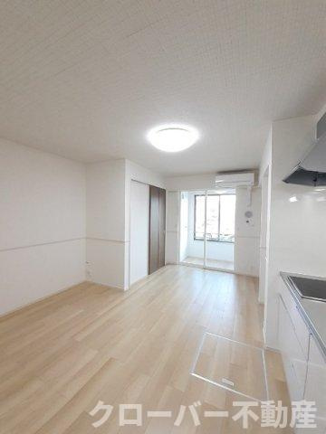 エトワールフィロントの居間・リビング