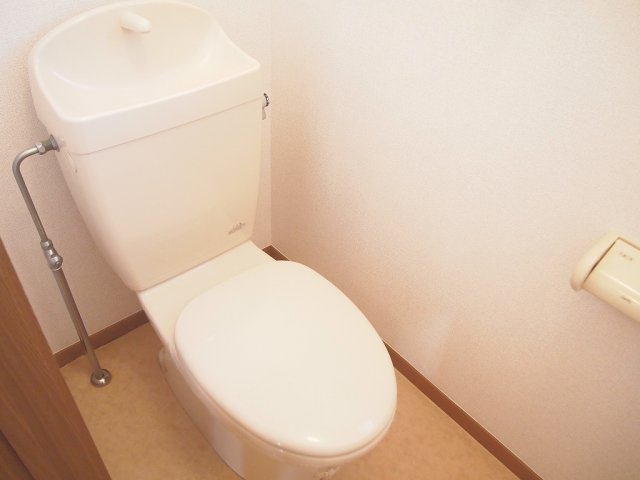ドゥーメゾンＮのトイレ