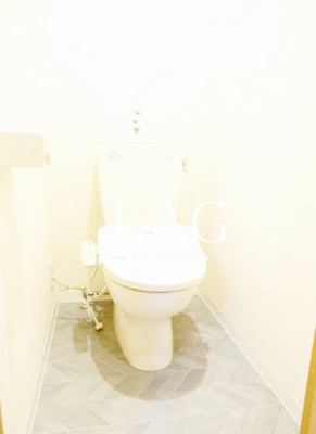 【トイレ】 | エクセシオーネ赤塚 | トイレです。