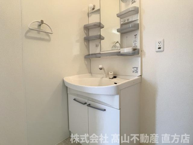 宮若市福丸のアパートの洗面所