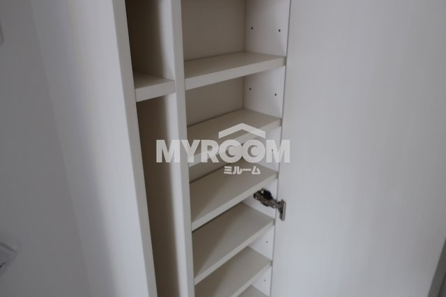 パークレジナス中野の収納|シューズボックス☆傘立て☆（同一仕様写真）