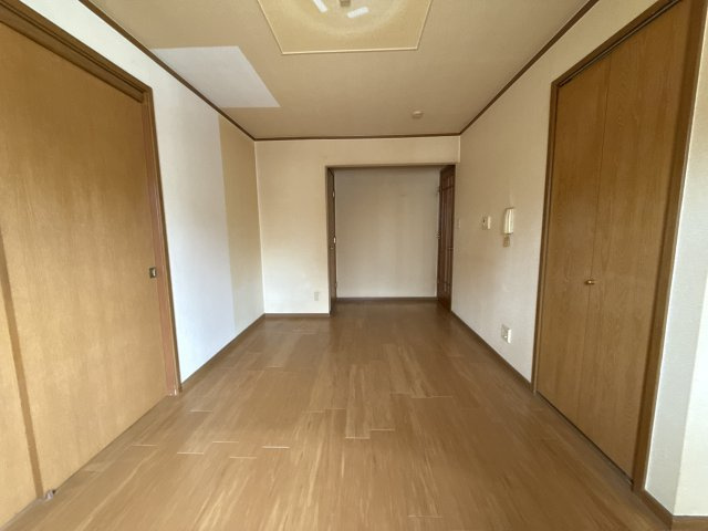 姫路市砥堀のハイツの居間・リビング