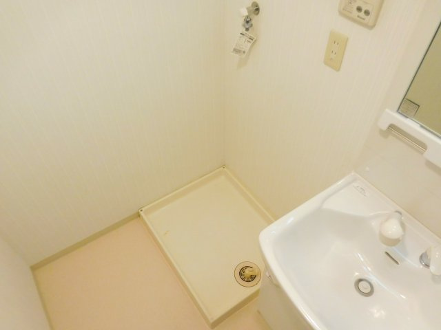 高槻市大蔵司２丁目の賃貸マンションの洗面所