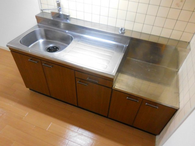 高槻市大蔵司２丁目の賃貸マンションのキッチン