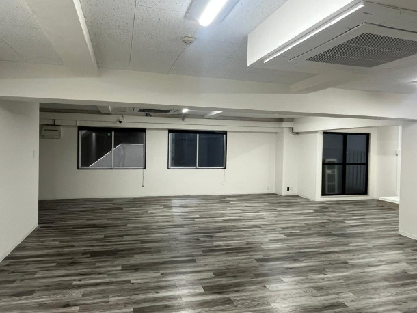 大阪市中央区平野町１丁目の事務所の内装