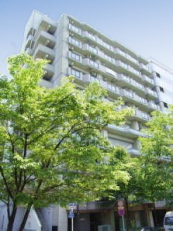 新横浜ＦＳビルの外観