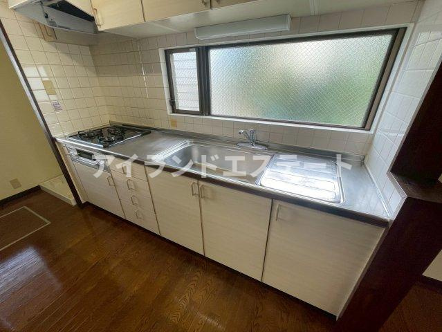 八雲テラスハウス　ネット無料　ペット相談　3方角部屋のキッチン