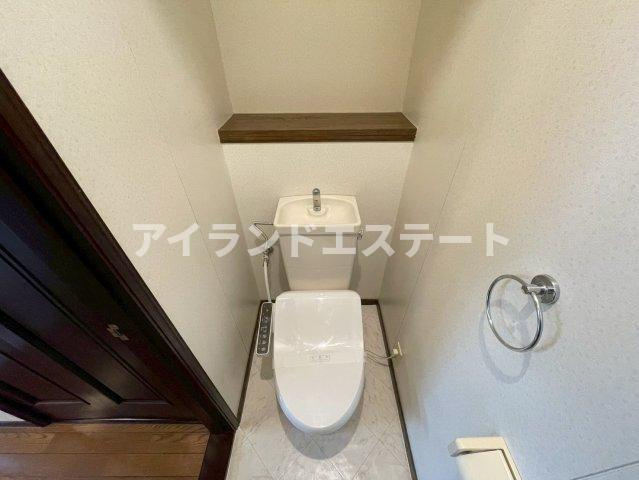 八雲テラスハウス　ネット無料　ペット相談　3方角部屋のトイレ