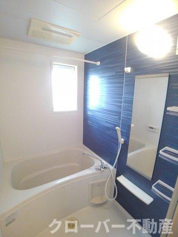 ニューコスモスの浴室