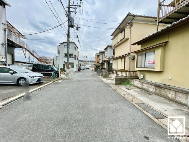 宇治市槇島町吹前の前面道路含む現地写真