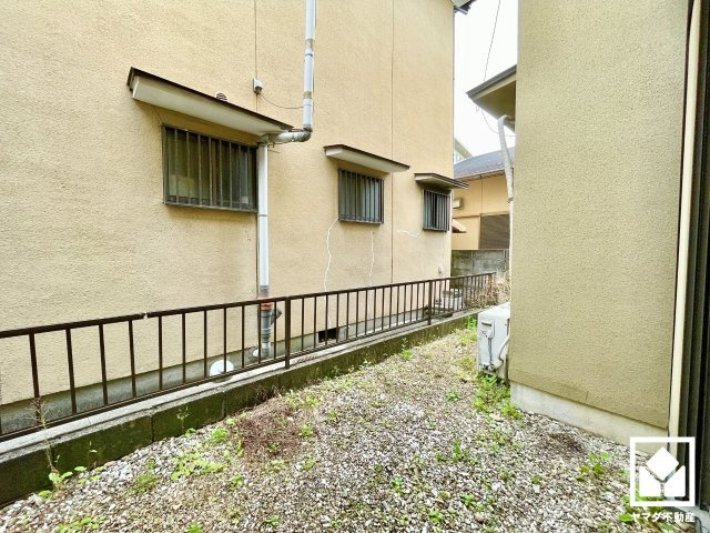 宇治市槇島町吹前の庭