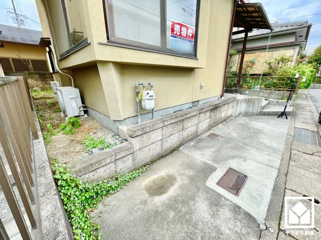 宇治市槇島町吹前の駐車場