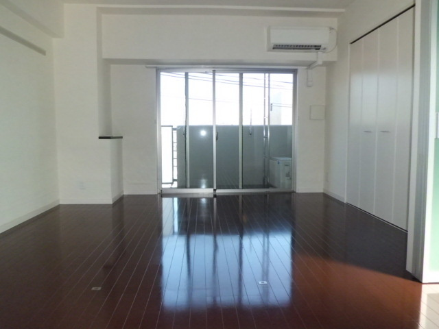 レジオン・ド・ヌールの居間・リビング