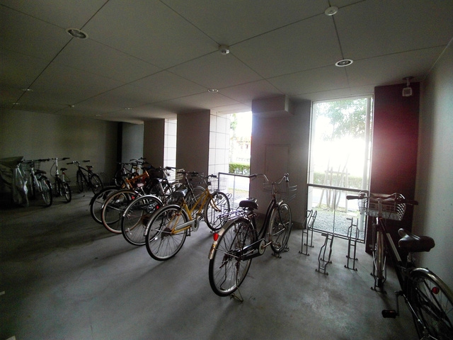 レジオン・ド・ヌールの駐車場