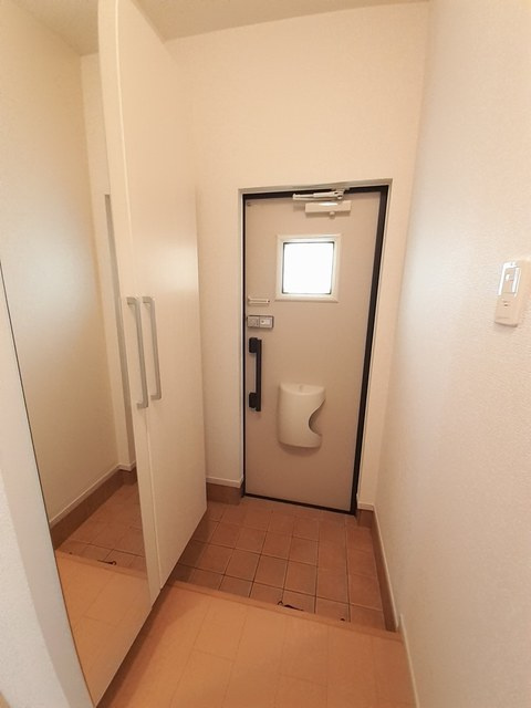 【玄関】