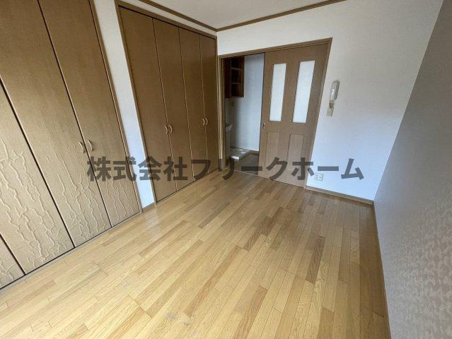 ペルシアーナ三鷹台の居間・リビング