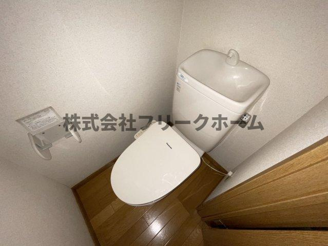 ペルシアーナ三鷹台のトイレ