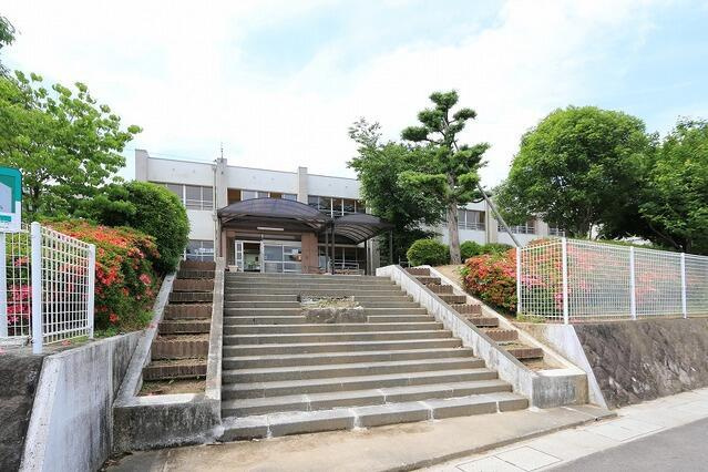 サンコート 久留米市上津1丁目の周辺|上津小学校まで1,400m 