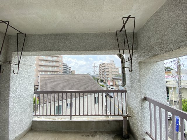 松川建設ビルのバルコニー
