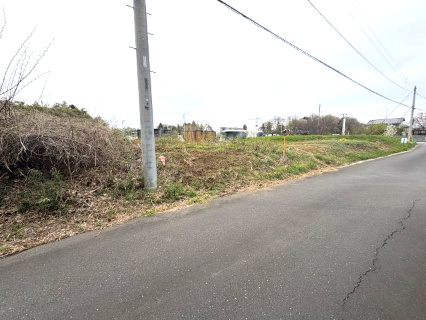 東松山市上唐子　土地59坪の前面道路含む現地写真|東側幅員約4.5ｍ公道に約9.26ｍ接道