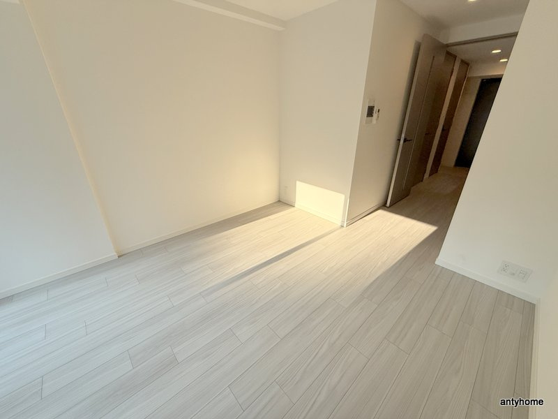 S-RESIDENCE阿波座bouncy　仲介手数料無料の居間・リビング