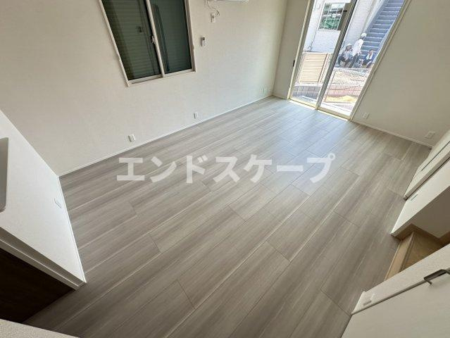 アルフェッカFの居間・リビング|高崎、前橋のお部屋探しはエンドスケープまで！お客様の理想お聞かせ下さい♪