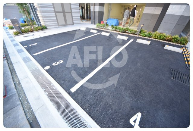 ジアコスモ大阪イーストゲートの駐車場|ジアコスモ大阪イーストゲート　駐車場