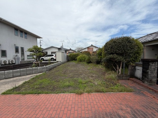 都城市鷹尾３丁目の中古一戸建の駐車場