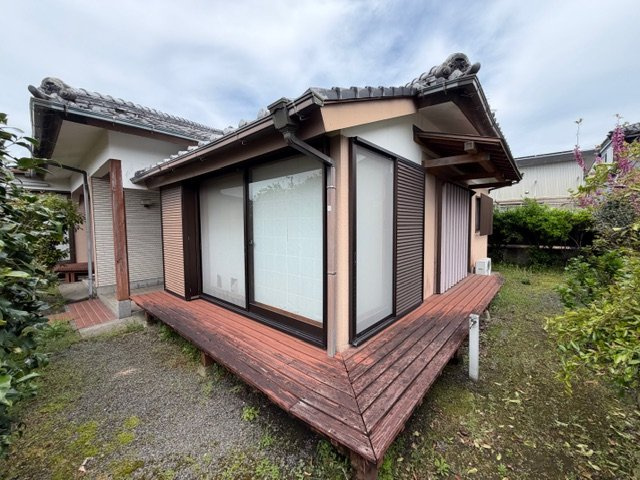都城市鷹尾３丁目の中古一戸建のバルコニー