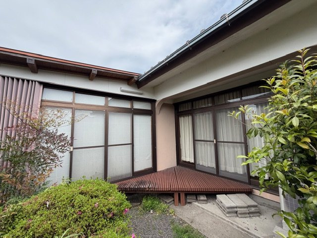 都城市鷹尾３丁目の中古一戸建のバルコニー
