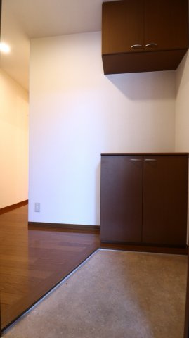 グランディールの玄関
