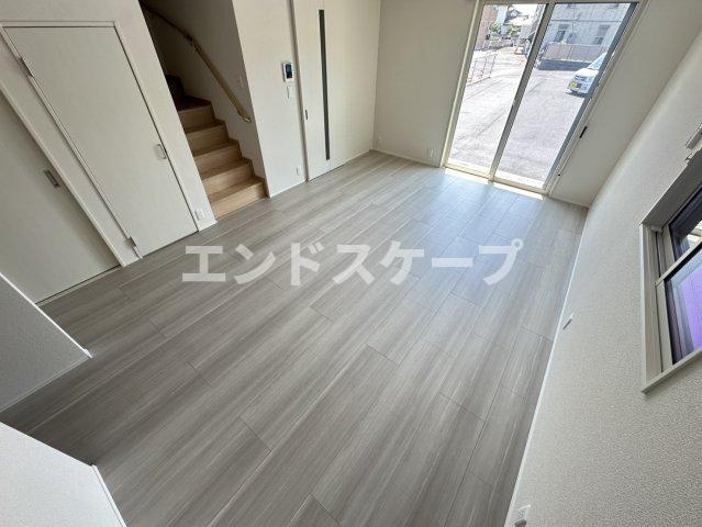 アルフェッカFの居間・リビング|高崎、前橋のお部屋探しはエンドスケープまで！お客様の理想お聞かせ下さい♪
