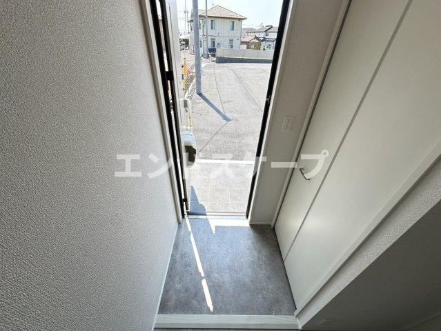 アルフェッカFの玄関|高崎、前橋のお部屋探しはエンドスケープまで！お客様の理想お聞かせ下さい♪