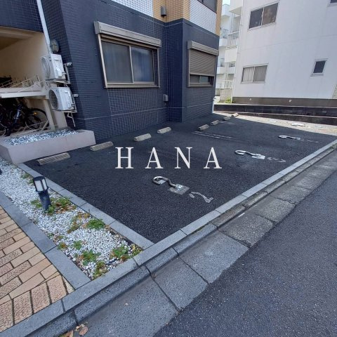 パラッツォ・マニフィコの駐車場